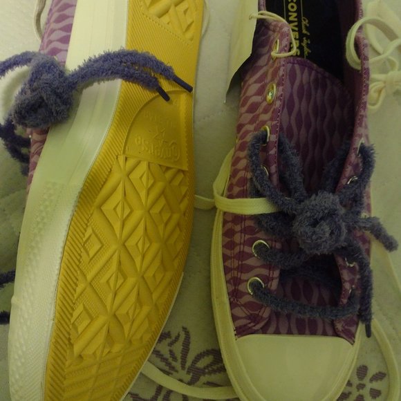 Converse sneakers 12 - Picture 4 of 16